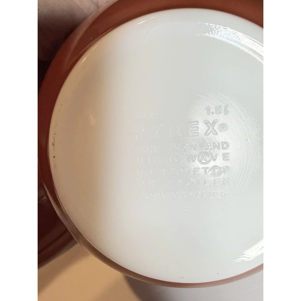 Vintage Pyrex Autumn Harvest Wheat Mixing Bowls Set #402 #403 Nesting Pair